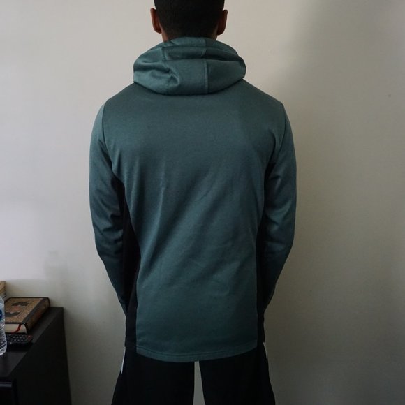 Turquoise zip-up - Picture 2 of 7